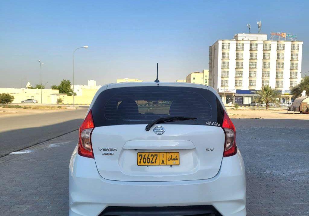 2018 نيسان فيرسا