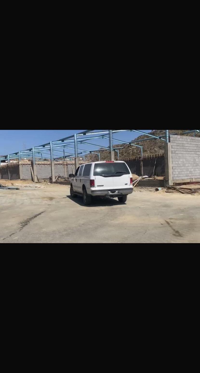 فورد اكسكريجن 2004