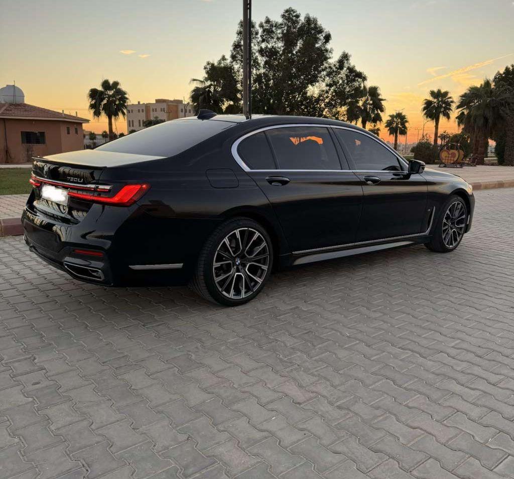 2022 بي ام