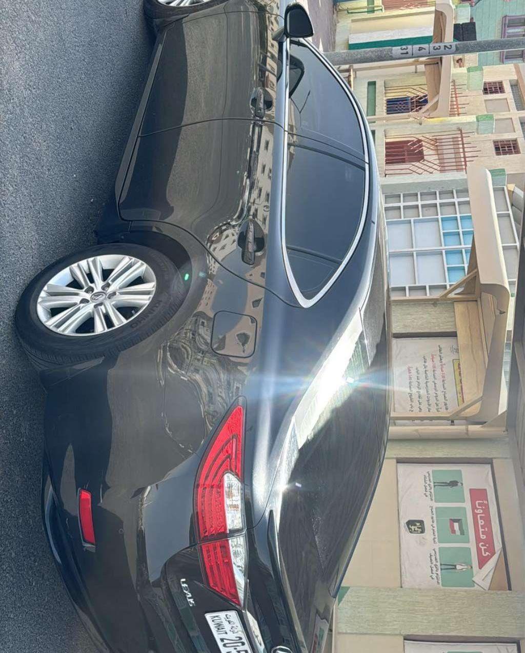 2013 لكزس ES
