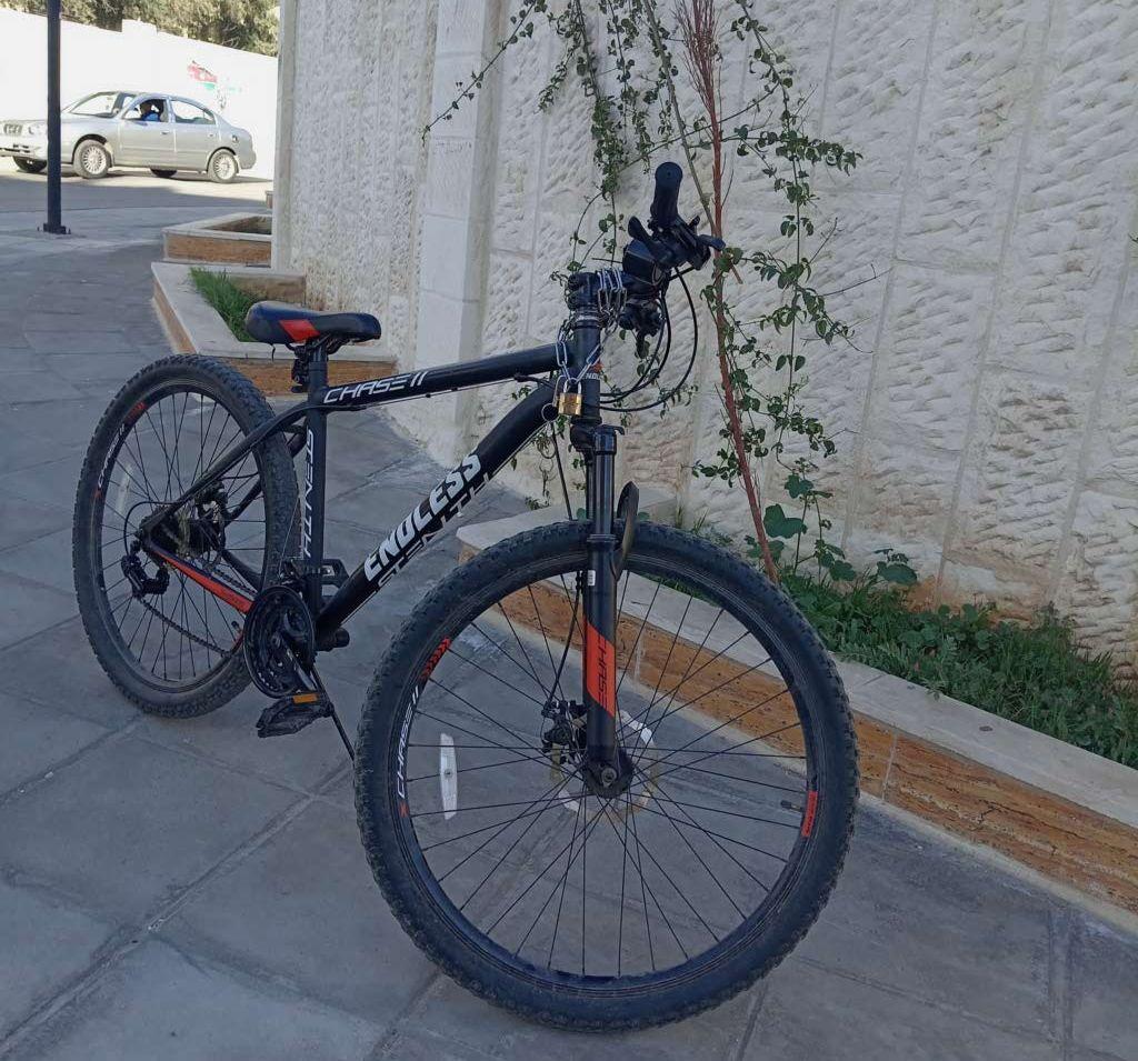 دراجة هوائية شبه