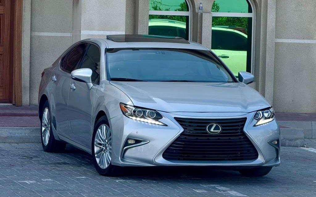 2013 لكزس ES