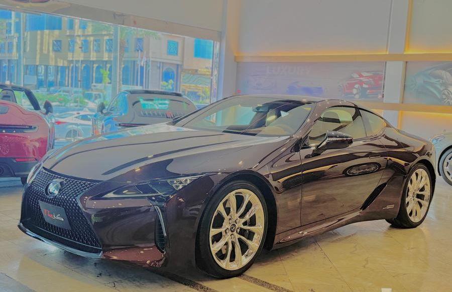 لكزس LC500h 2017