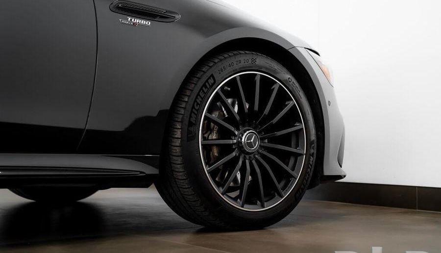 MERCEDES-BENZ GT 53