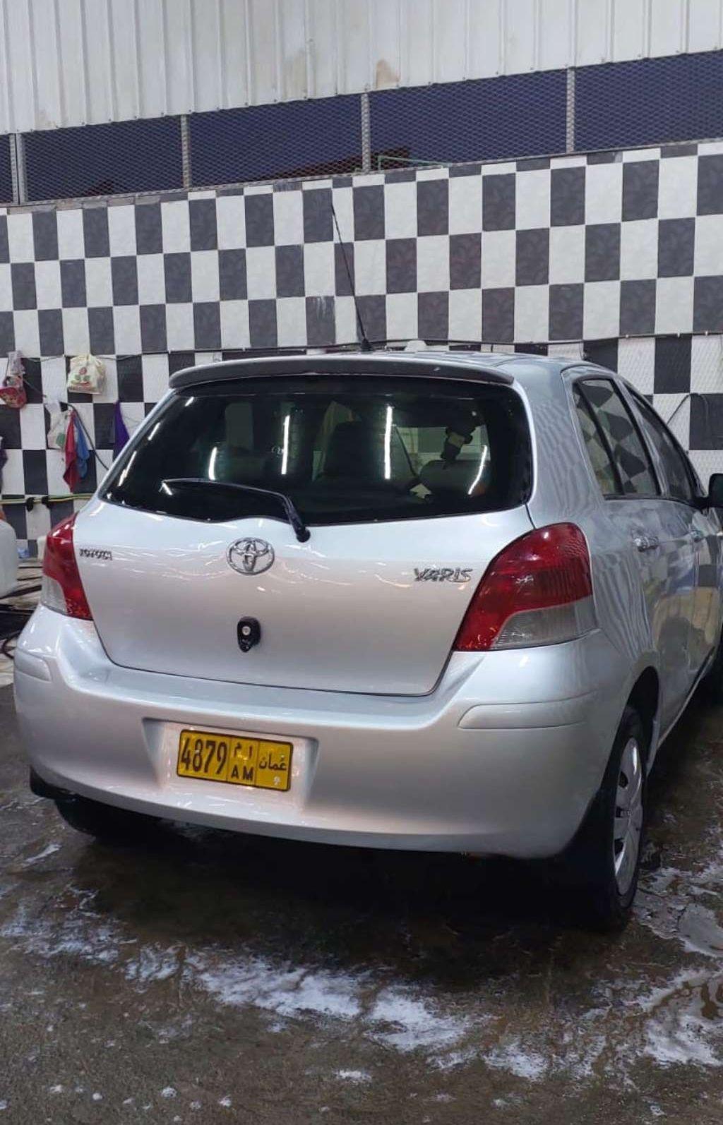 2010 تويوتا يارس