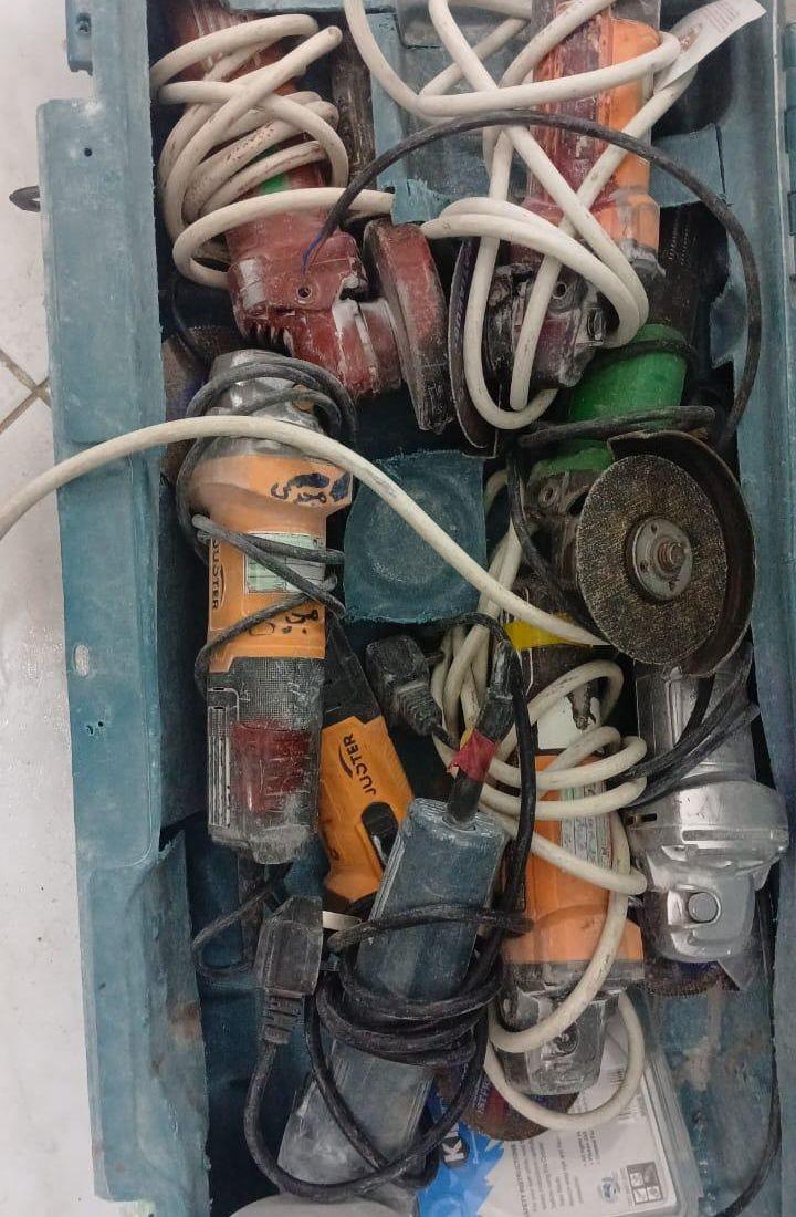 عدة ومواد بنا