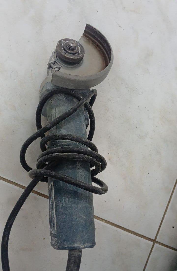 عدة ومواد بنا