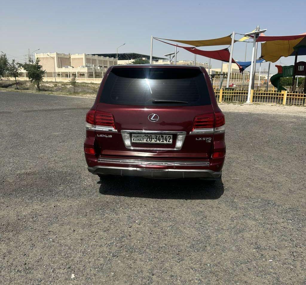 2008 لكزس LX
