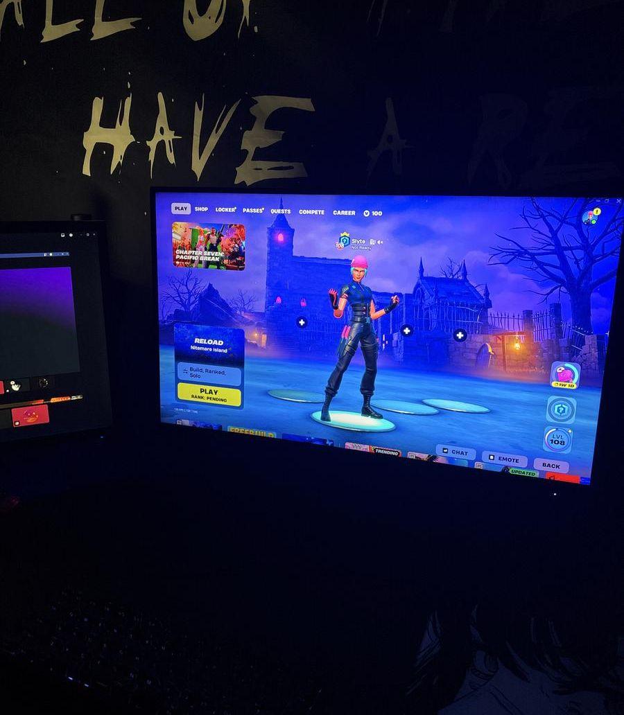شاشة قيمنق 2K