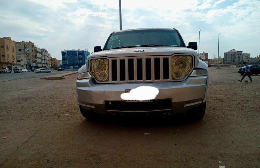 سياره جيب شروكي