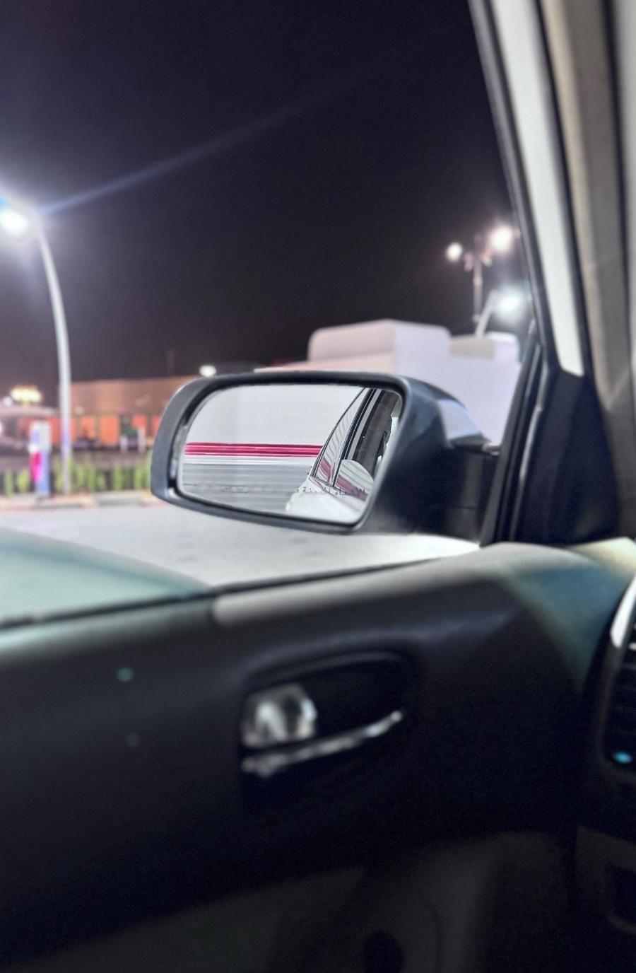 للبيع نيسان تيما