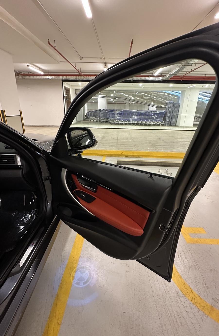 BMW 330i 2016
