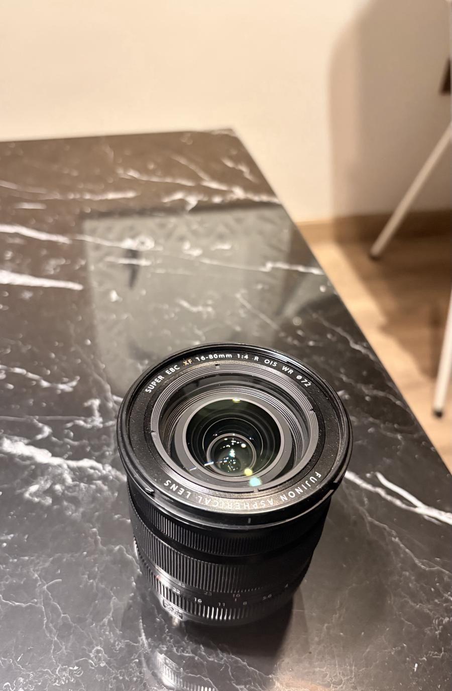 عدسة Fujifilm 16-80