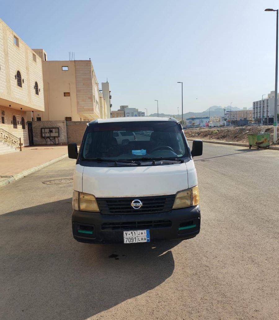 باص نيسان 2007