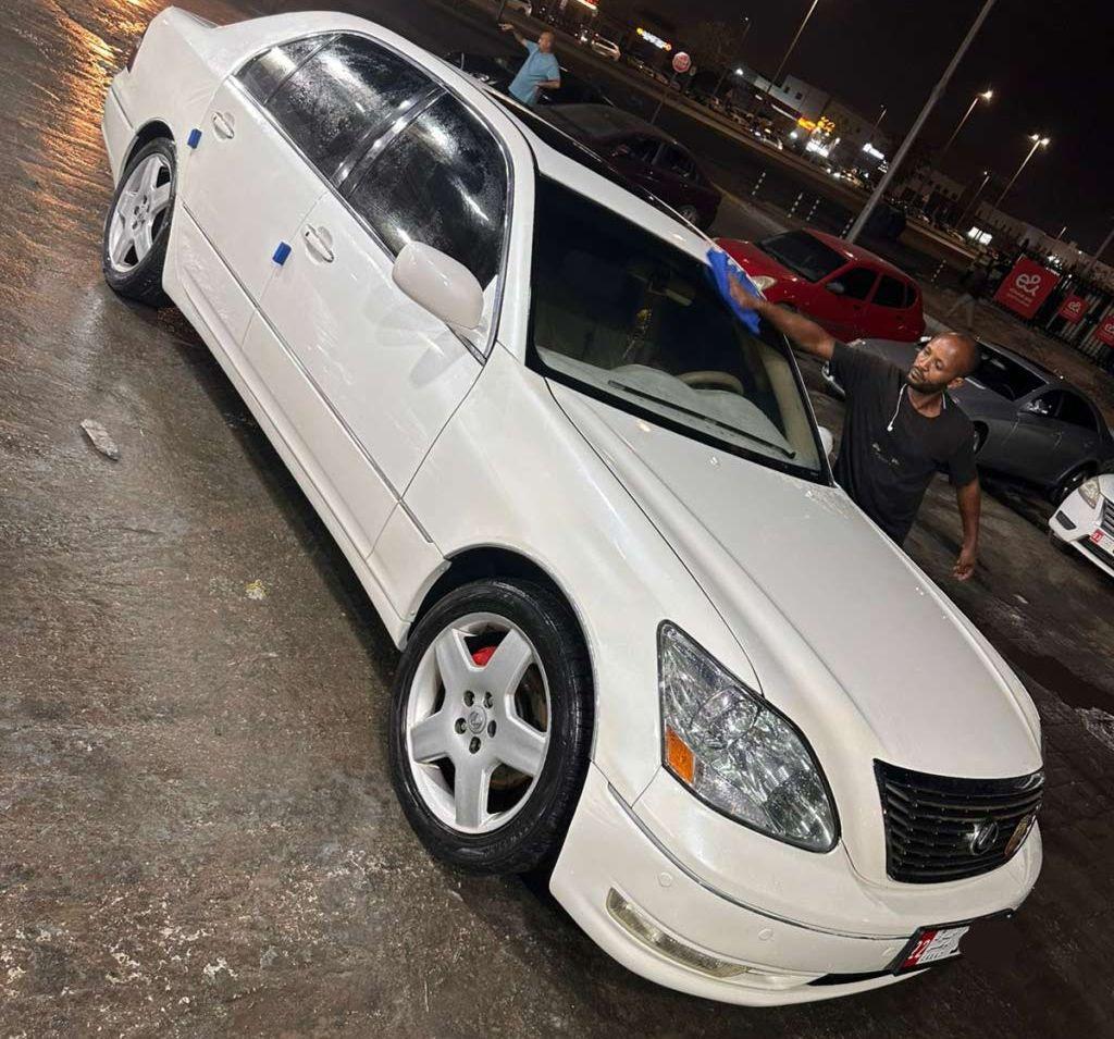 2004 لكزس LS