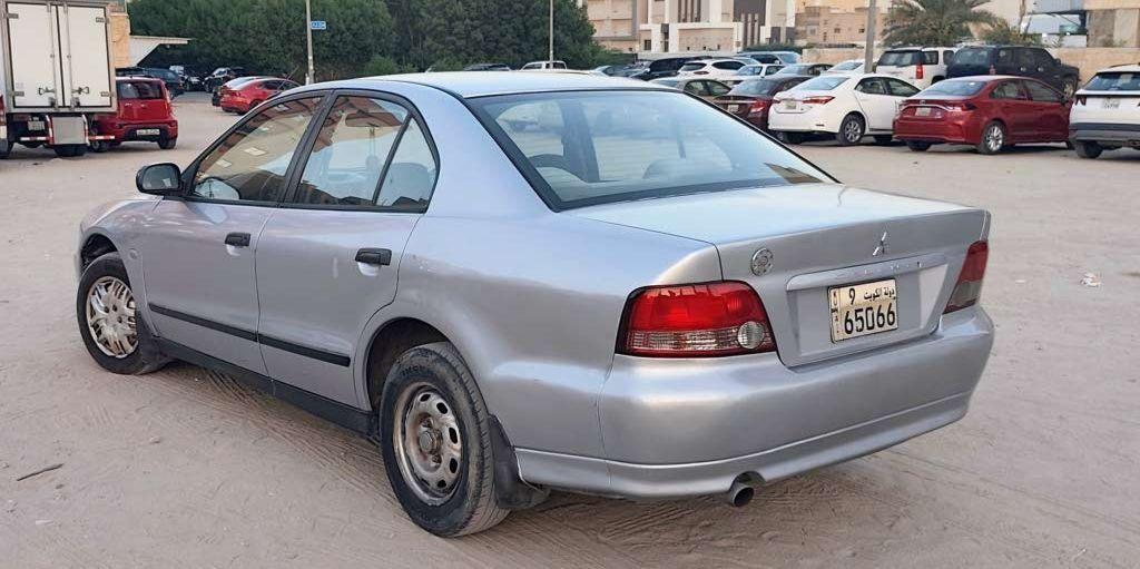 2005 ميتسوبيشي جالنت