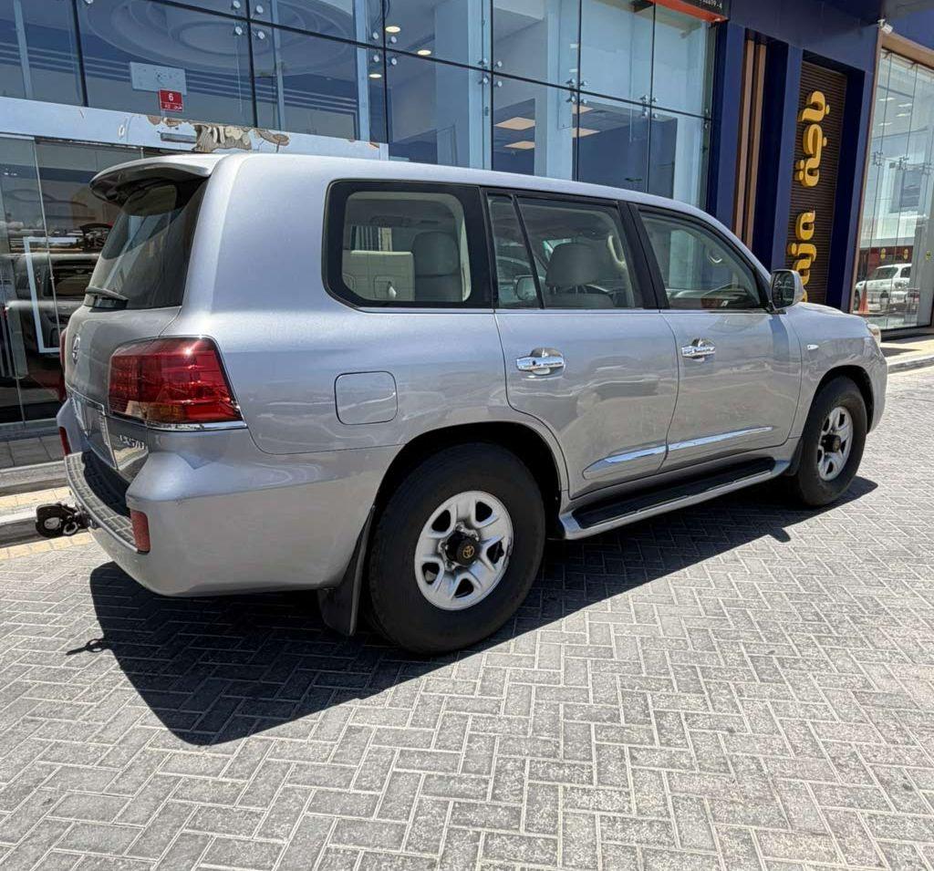 2009 لكزس LX