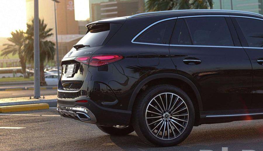 مرسيدس GLC300 AMG