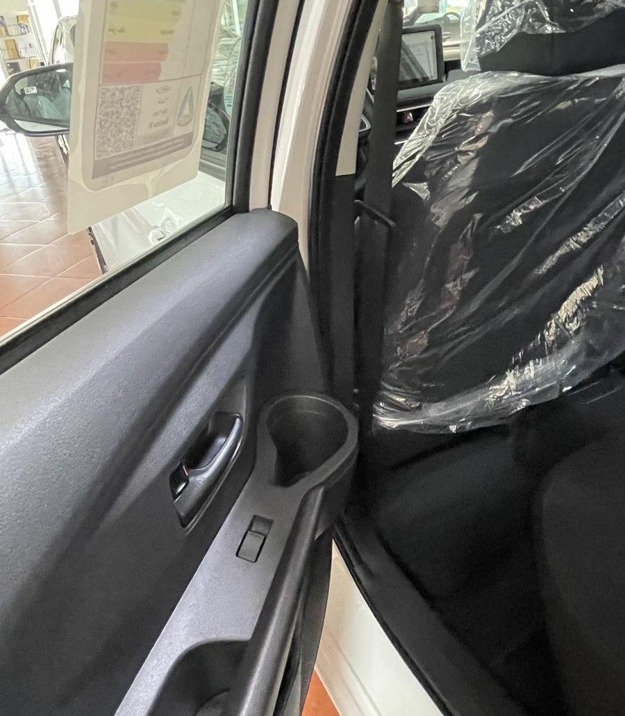 تويوتا يارس -