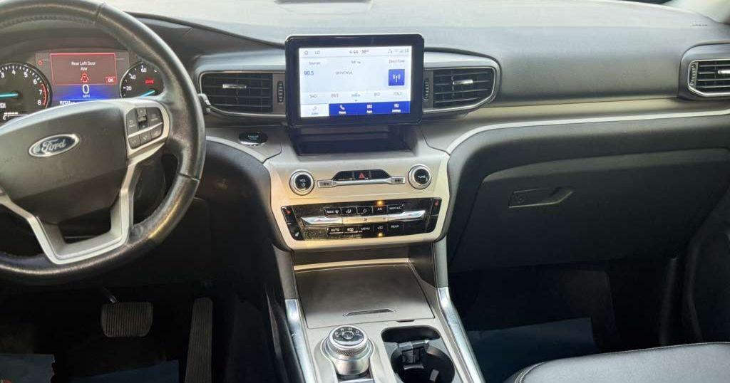 2022 فورد اكسبلورر