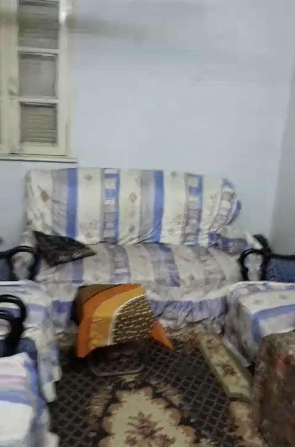 بيت للبيع في