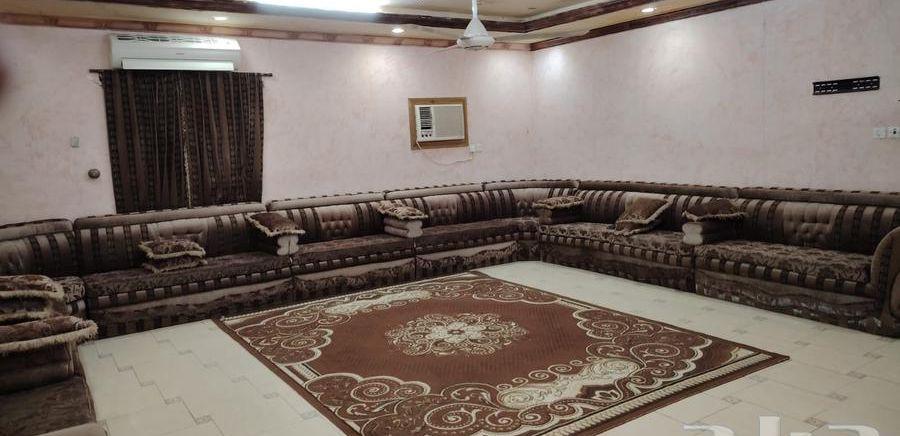عقار استراحه مساحتها