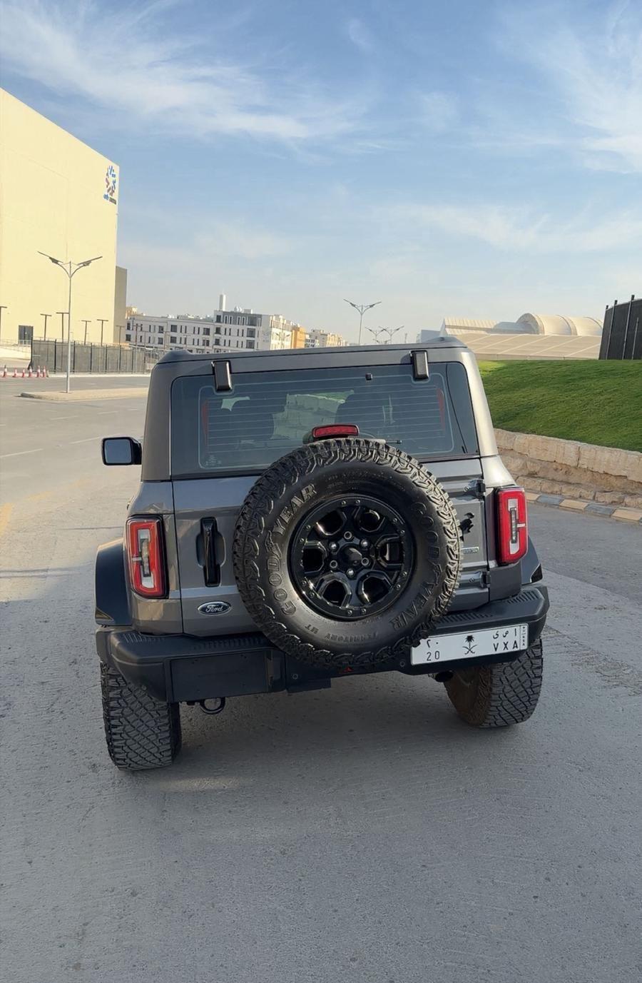 برونكو وايلد تراك