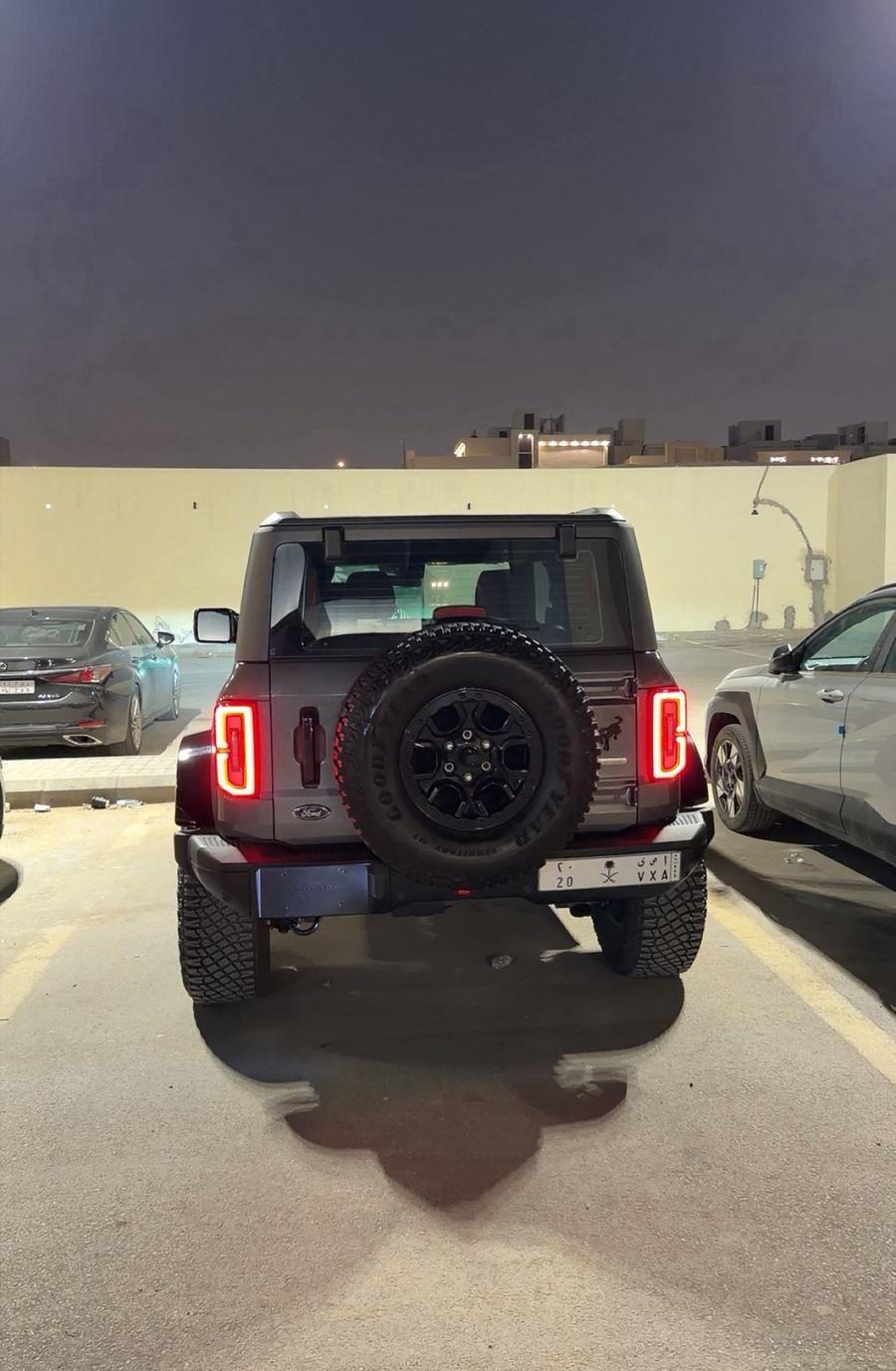 برونكو وايلد تراك