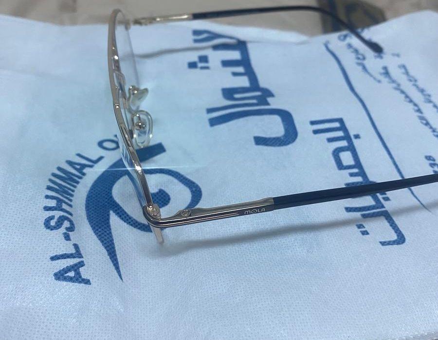 نظارات طبية للبيع