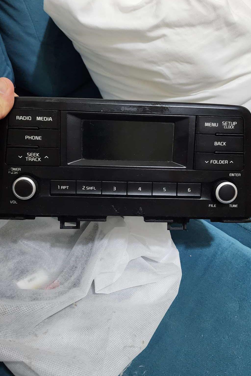 radio kia picanto