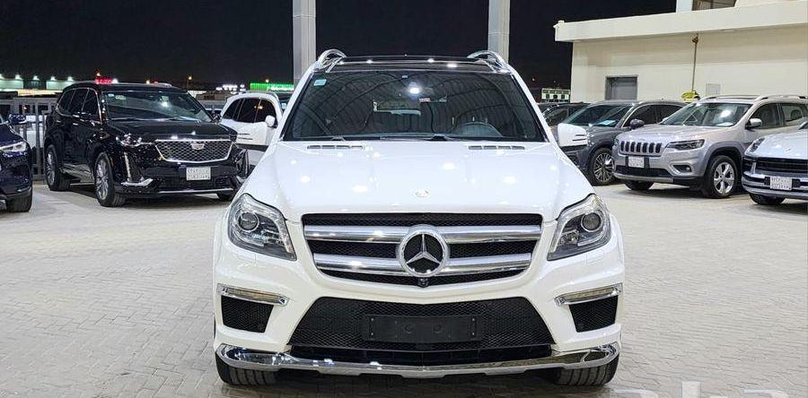 مرسيدس GL500 2016