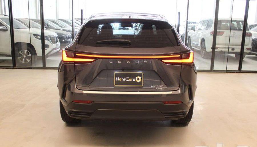 لكزس NX350 2023