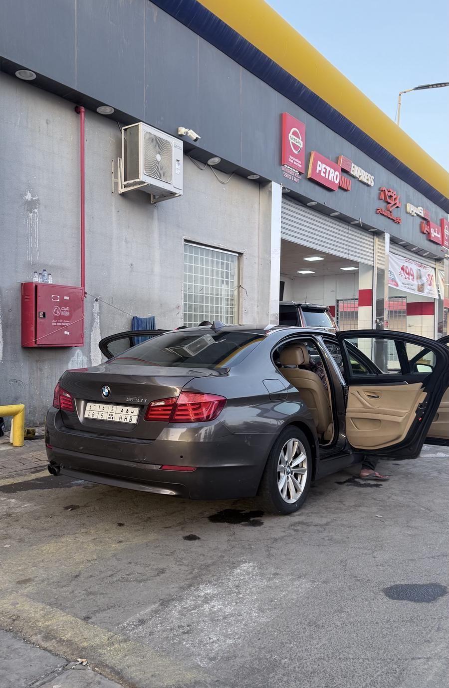 BMW520i 2013