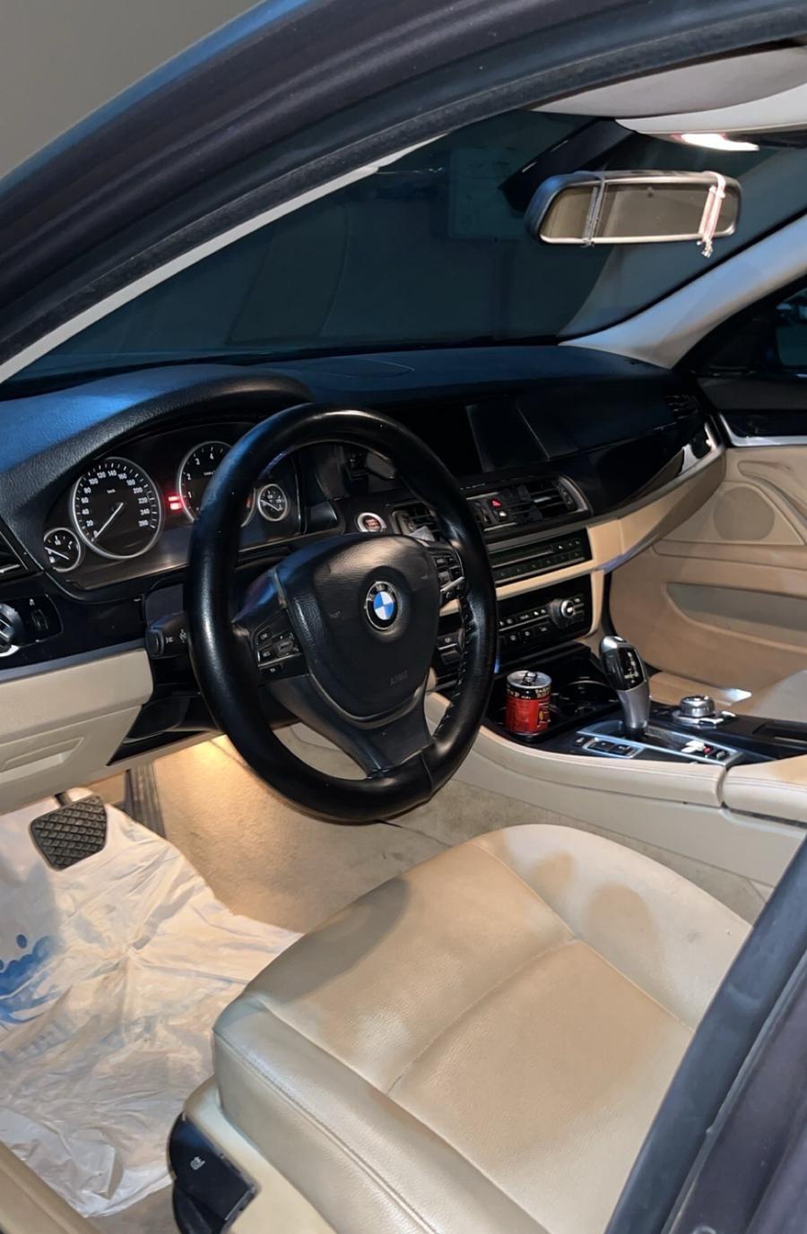 BMW520i 2013