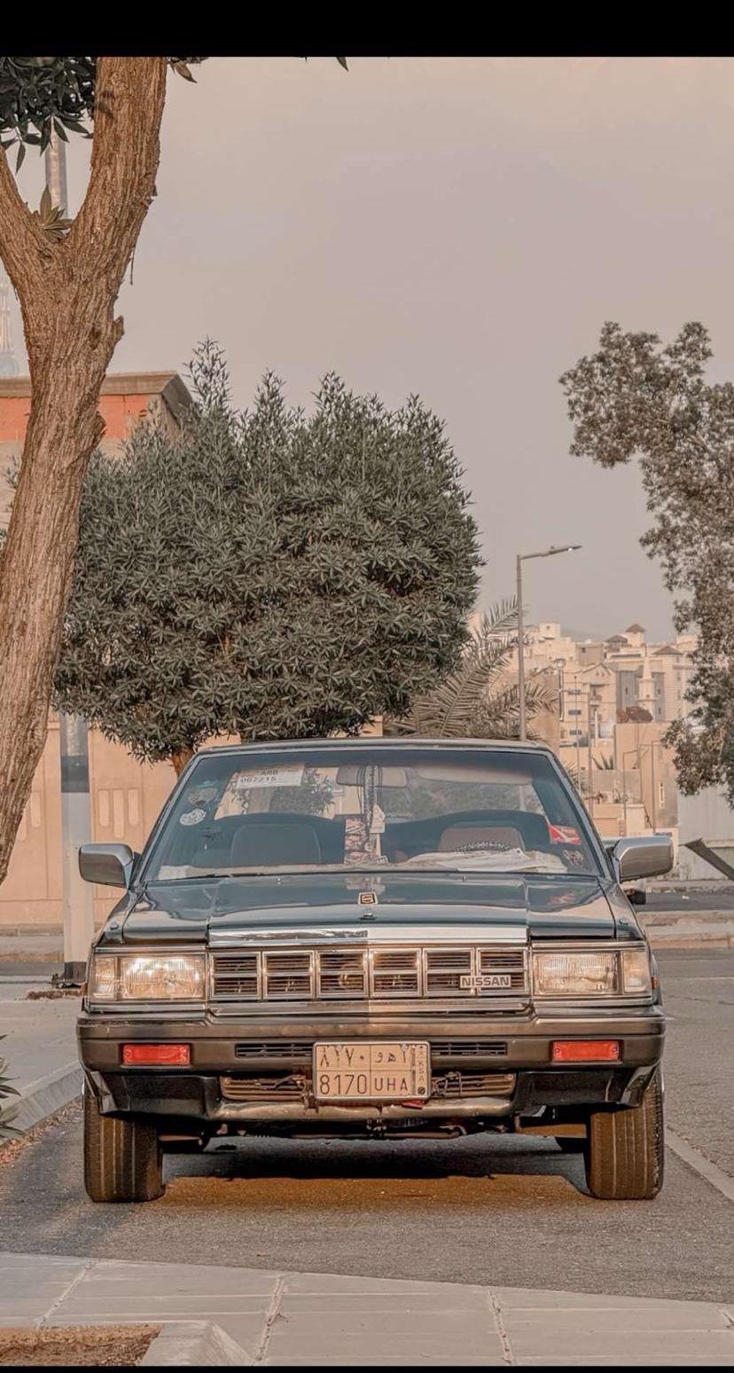 لوريل موديل 1985
