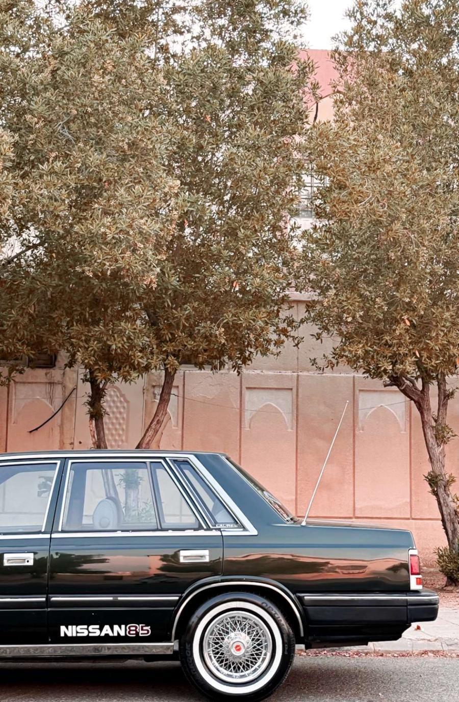 لوريل موديل 1985