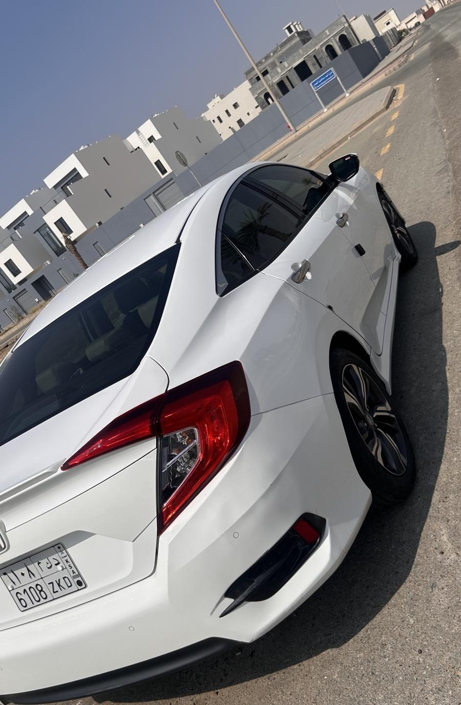 سياره هوندا سيفيك