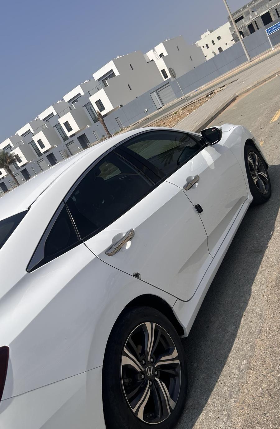 سياره هوندا سيفيك