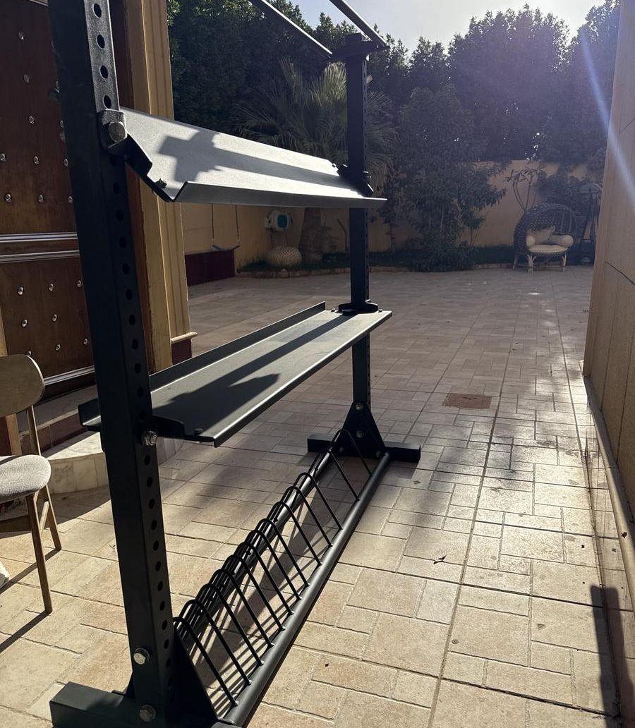 حامل أوزان رياضية