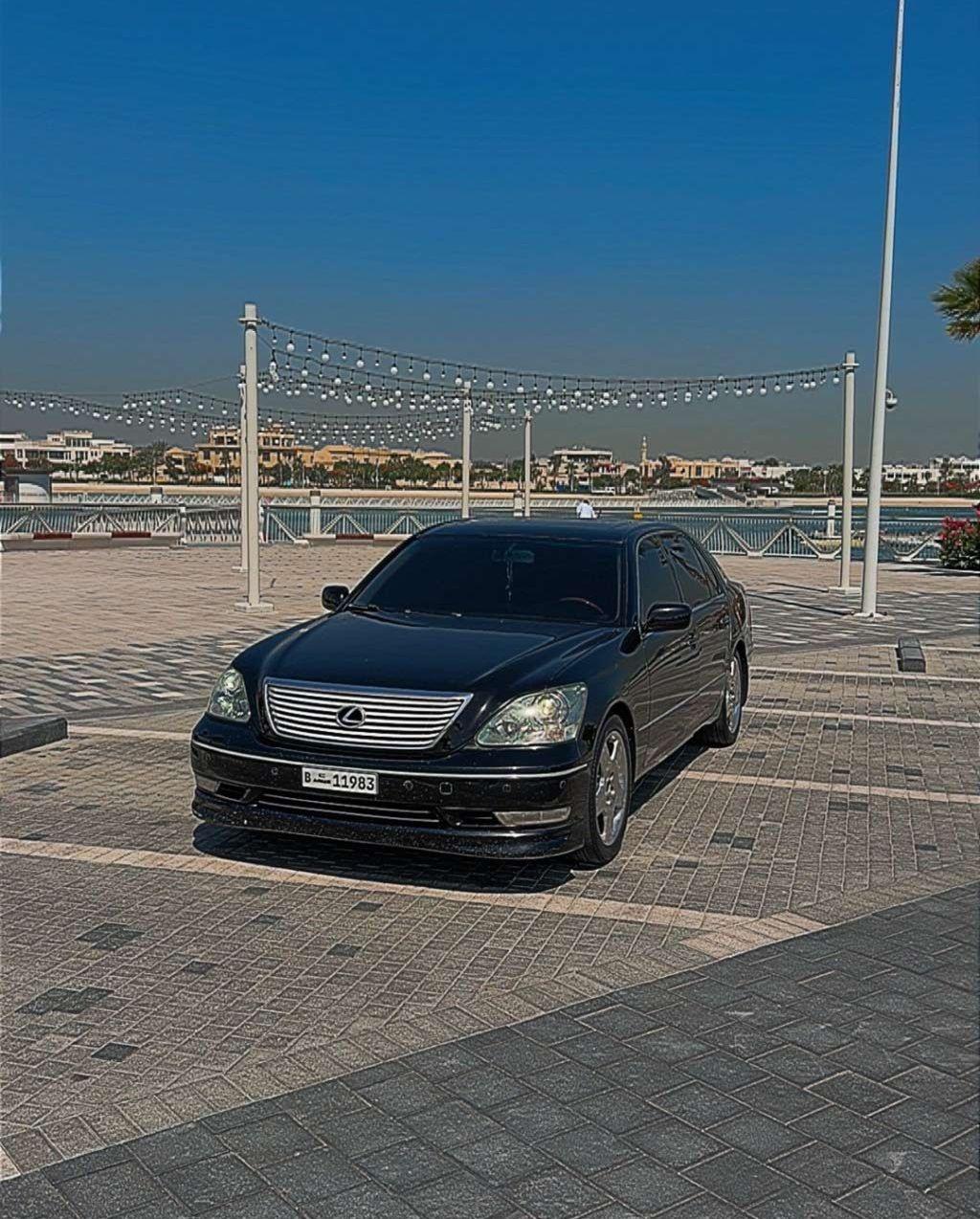 2004 لكزس LS