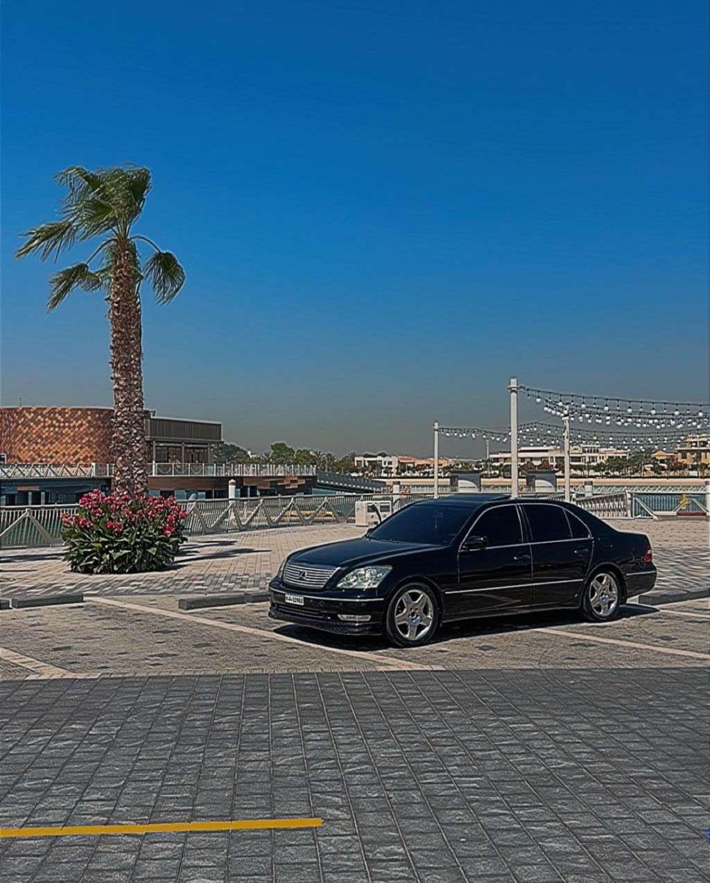 2004 لكزس LS