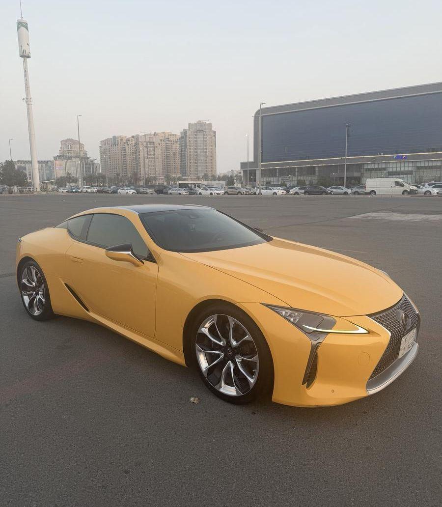 لكزس LC500