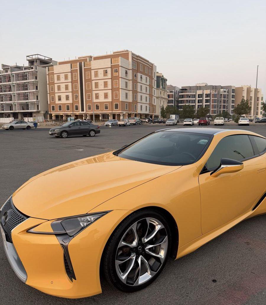 لكزس LC500