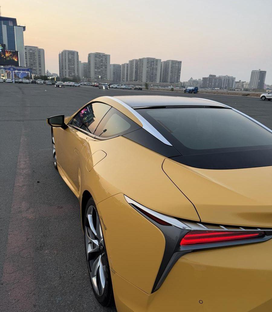 لكزس LC500