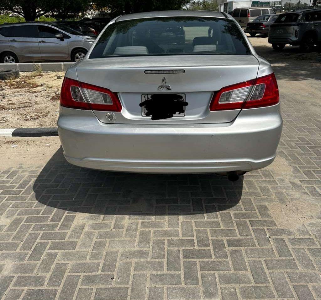 2011 ميتسوبيشي جالنت