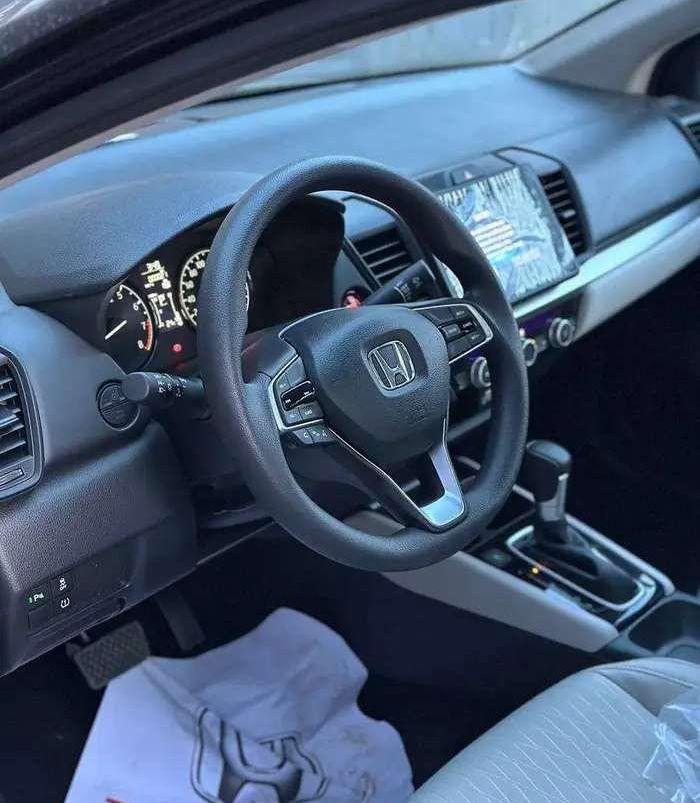 هوندا سيتي LX