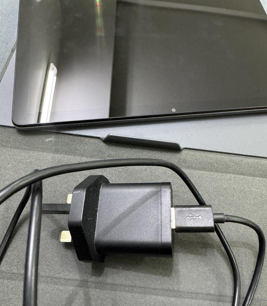 جهاز تابلت LENOVO