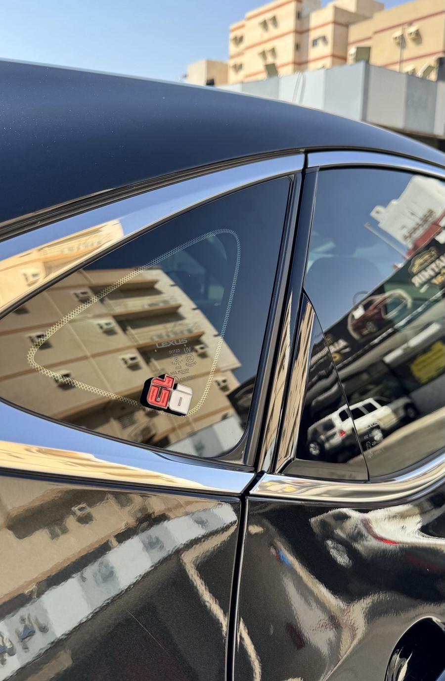لكزس NX AA350