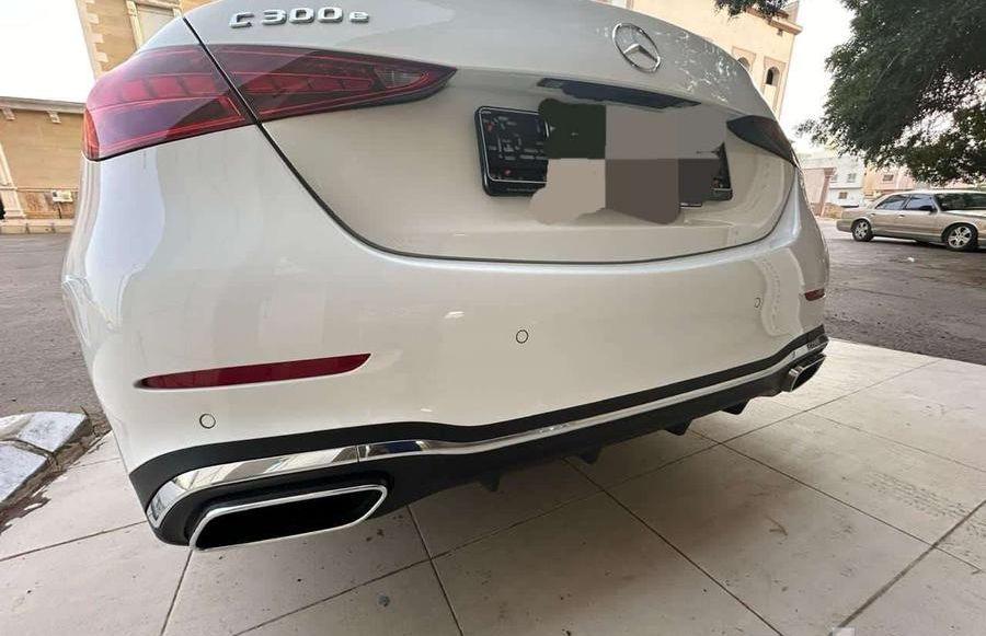 مرسيدس C300e 2023