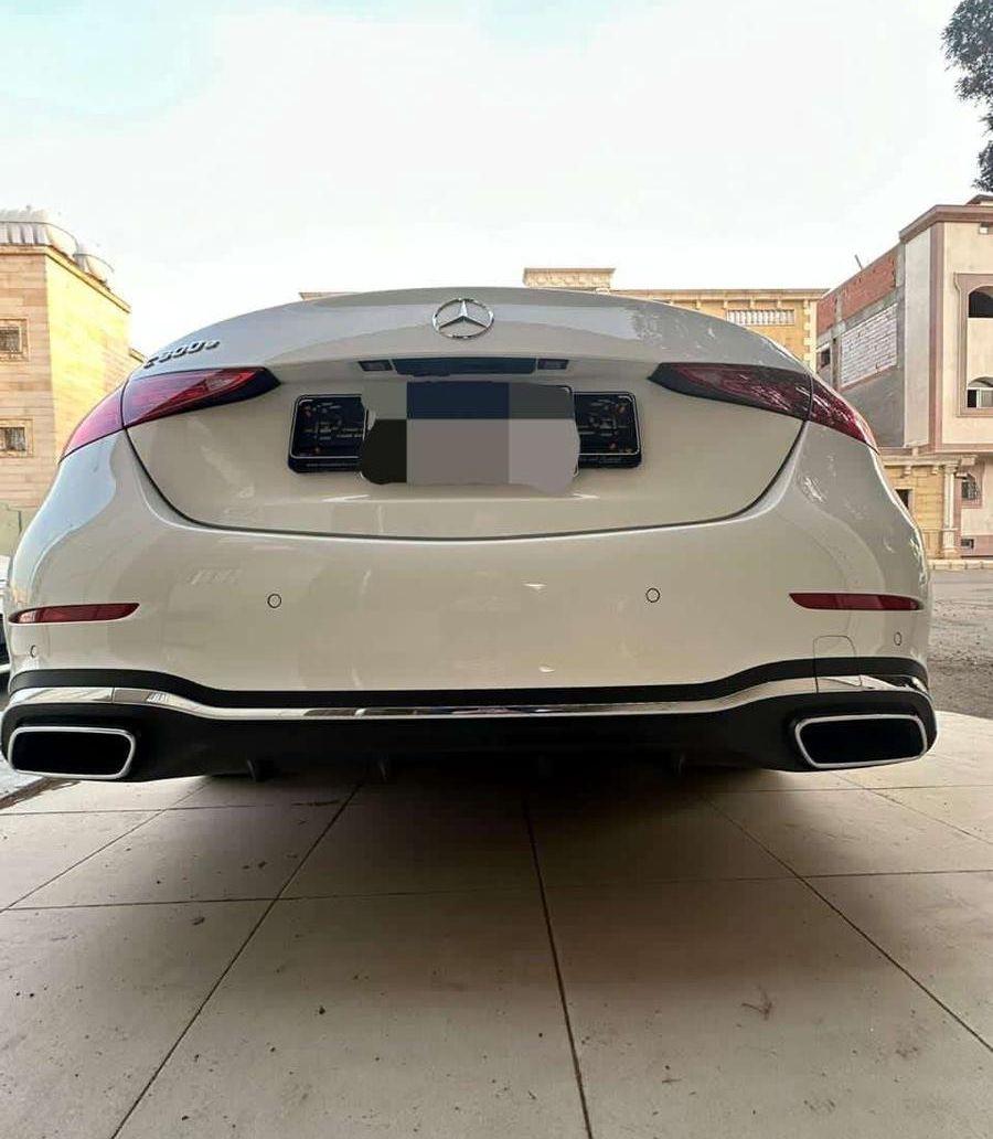 مرسيدس C300e 2023